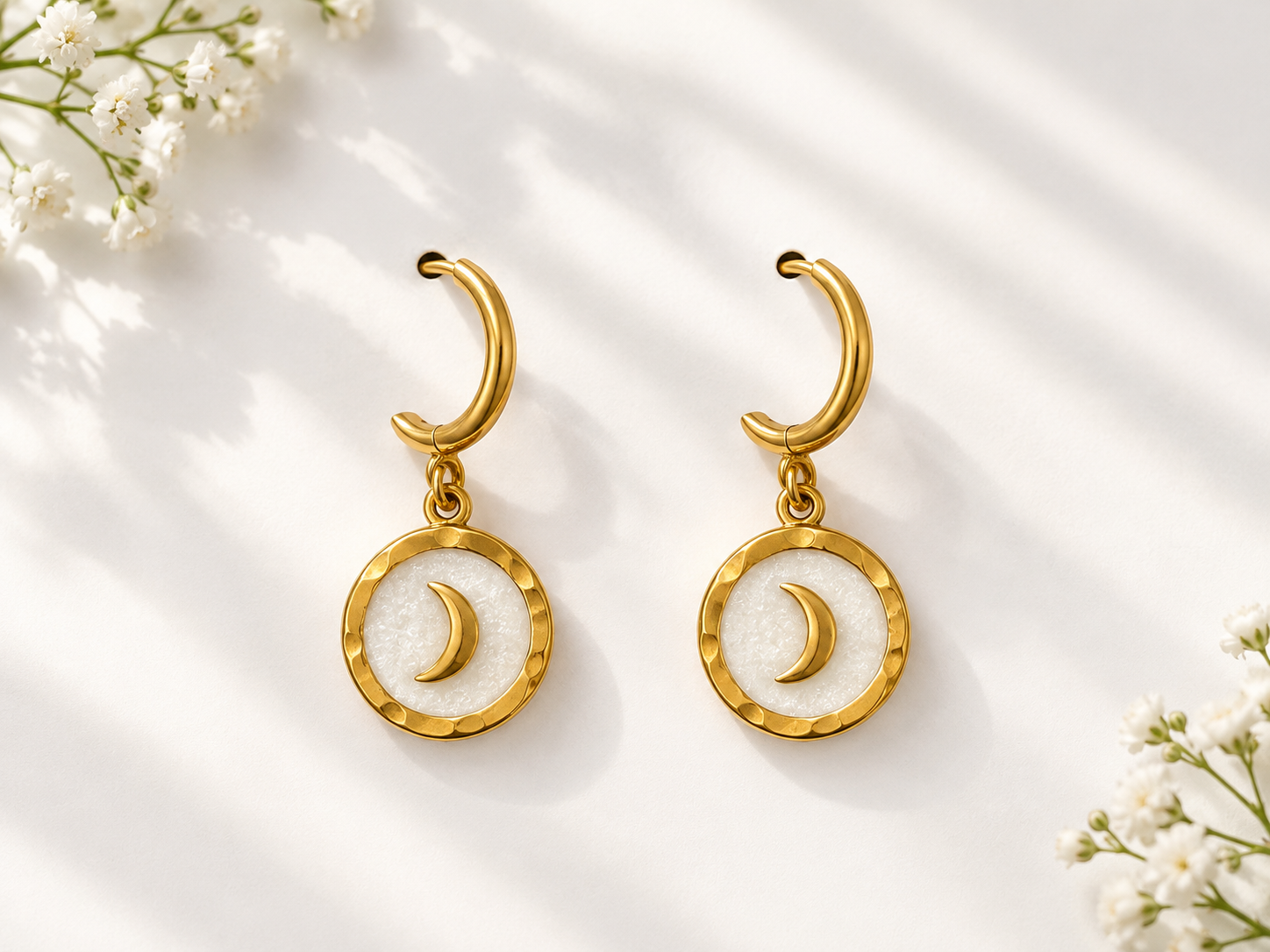 Crescent Moon Earrings 🌙