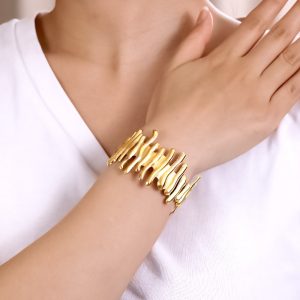 Aurielle Wave Cuff