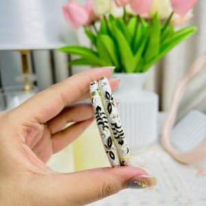 Heritage Enamel Bangle 🤍