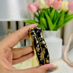 Royal Enamel Bangle🖤