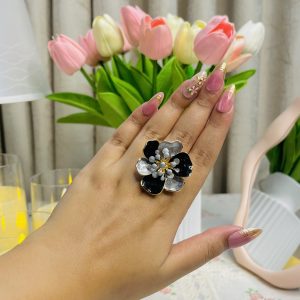 Vintage Blossom Ring
