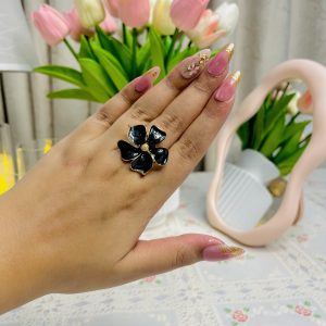 Vintage Rosette Ring