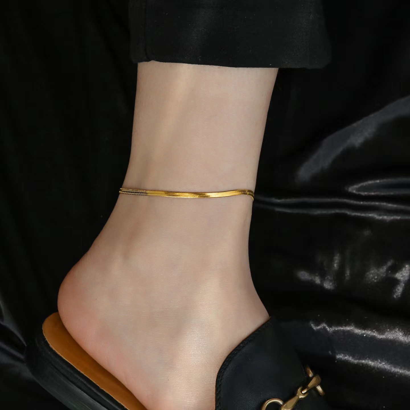 Snakebone Anklet