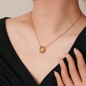 Pearl Horseshoe Necklace