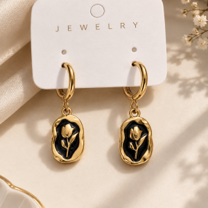 Elara Earrings🖤