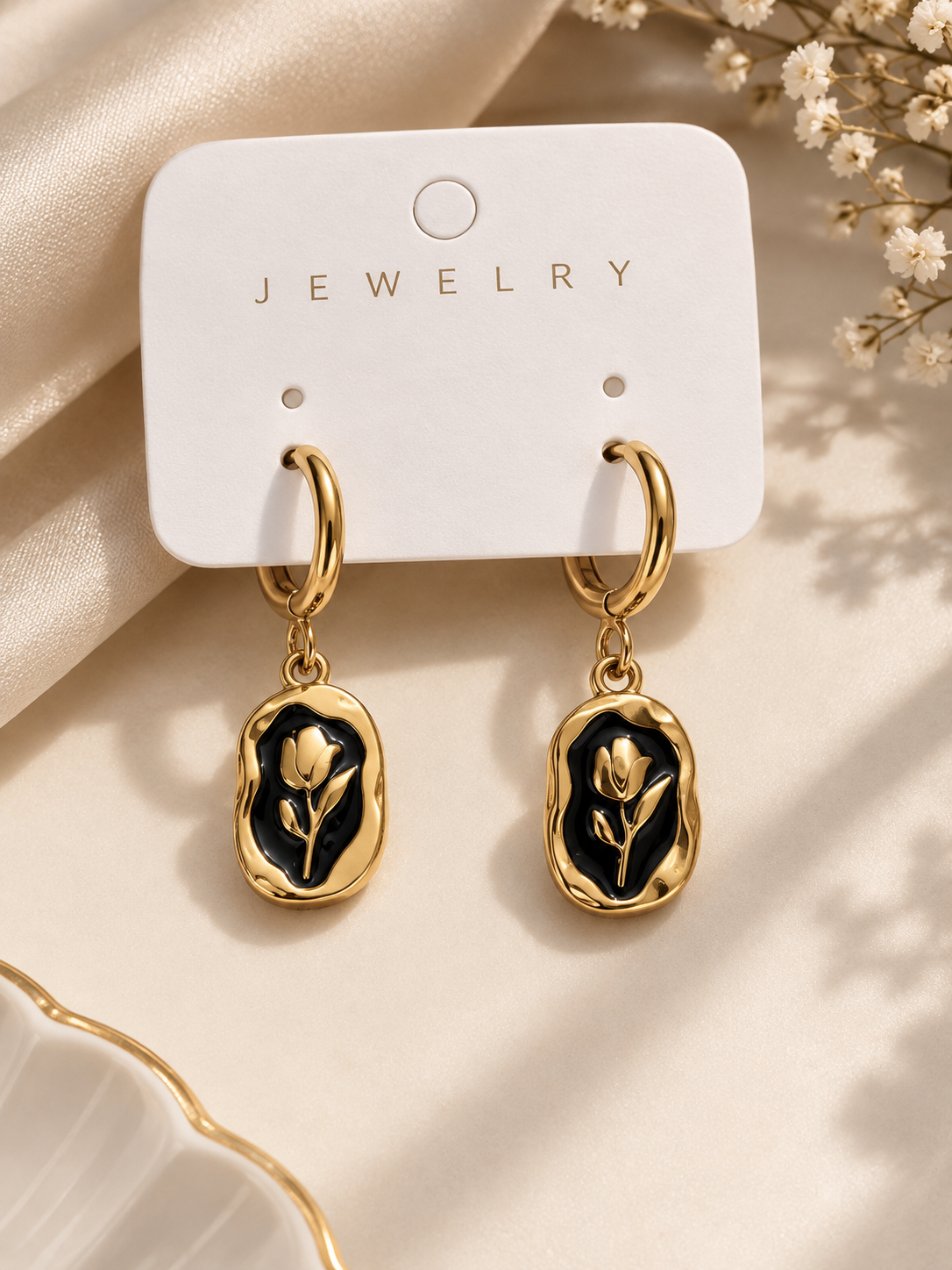 Elara Earrings🖤