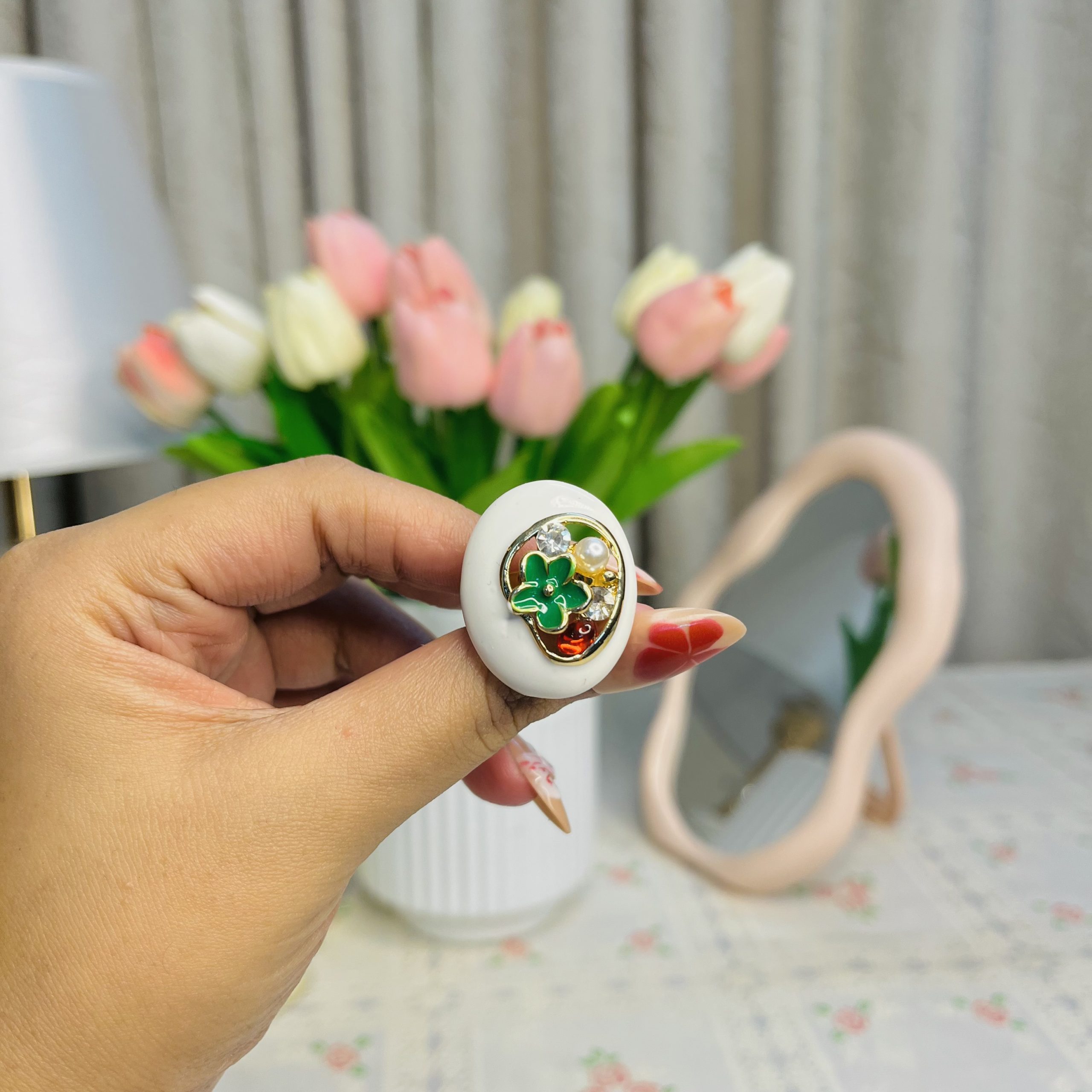 Vintage Charm Statement Ring🤍 - Image 2