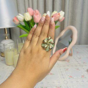 Vintage Bloom Statement Ring💚